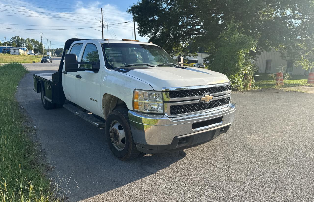 2011 Chevrolet Silverado C3500 white pickup diesel 1GB4CZCL3BF113724 photo #1