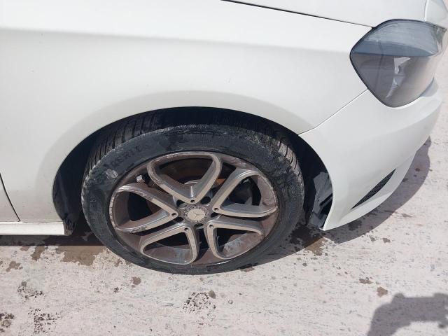 2014 MERCEDES-BENZ A200 SPORT CDI 