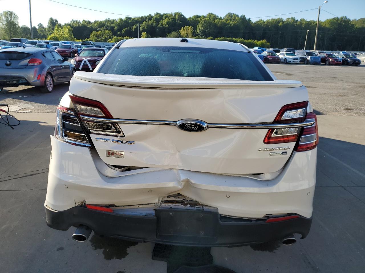 2016 Ford Taurus Limited VIN: 1FAHP2J88GG123700 Lot: 70468635