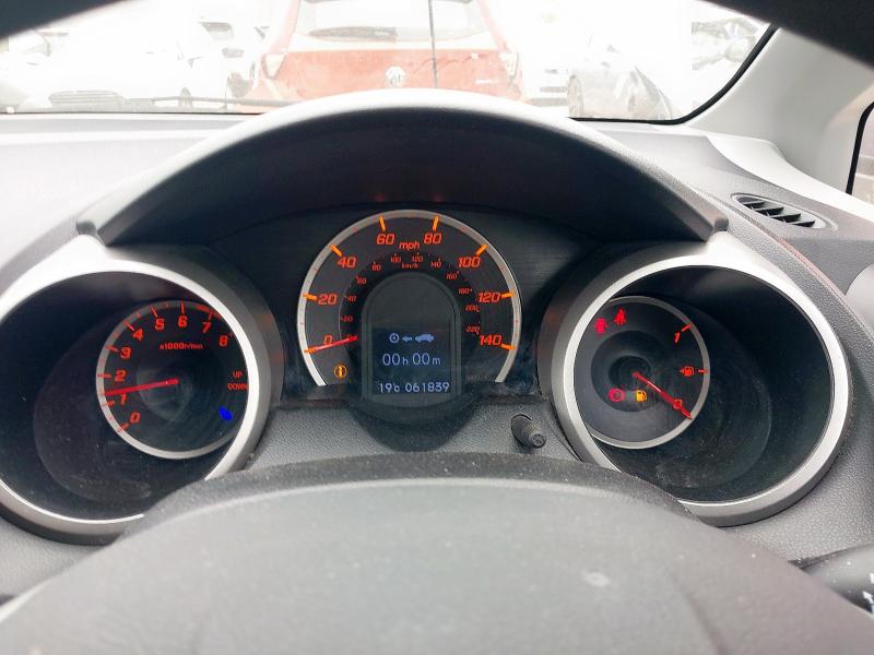 2009 HONDA JAZZ ES