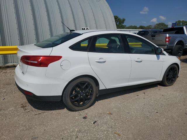  FORD FOCUS 2016 Белы