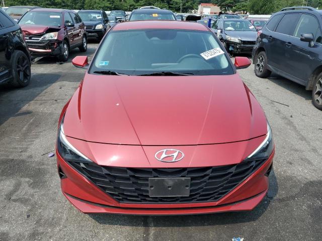  HYUNDAI ELANTRA 2023 Красный