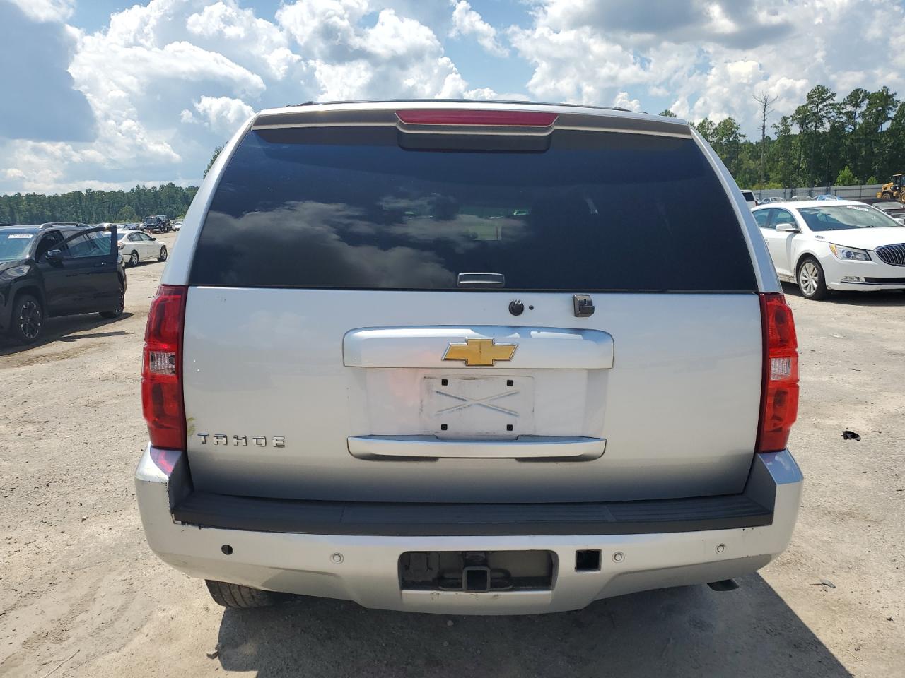 2013 Chevrolet Tahoe C1500 Lt VIN: 1GNSCBE06DR301613 Lot: 69840725