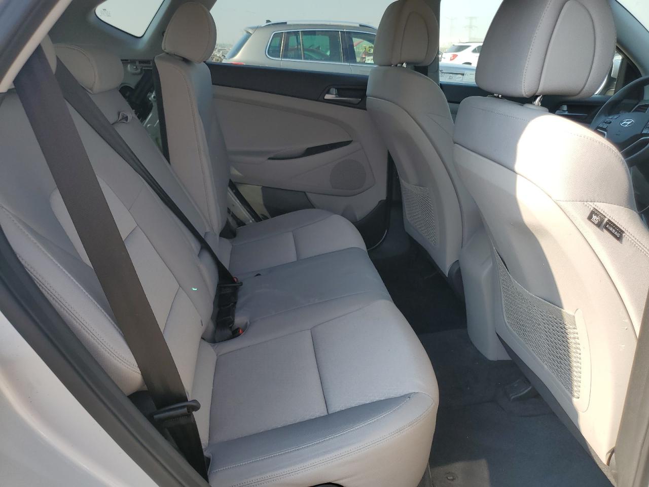 KM8J33A46HU392660 2017 Hyundai Tucson Limited