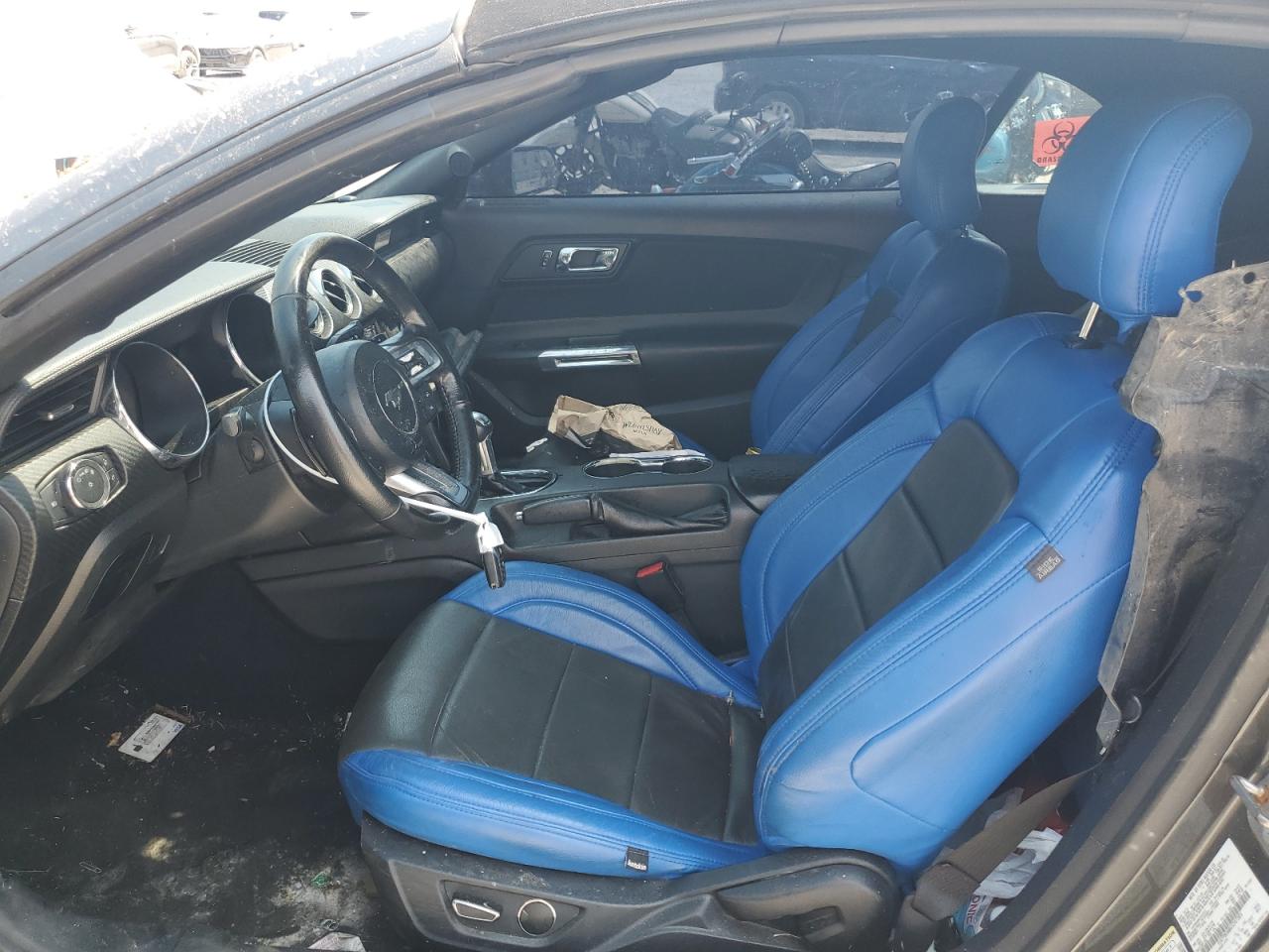 2016 Ford Mustang VIN: 1FATP8EM8G5247305 Lot: 67548155