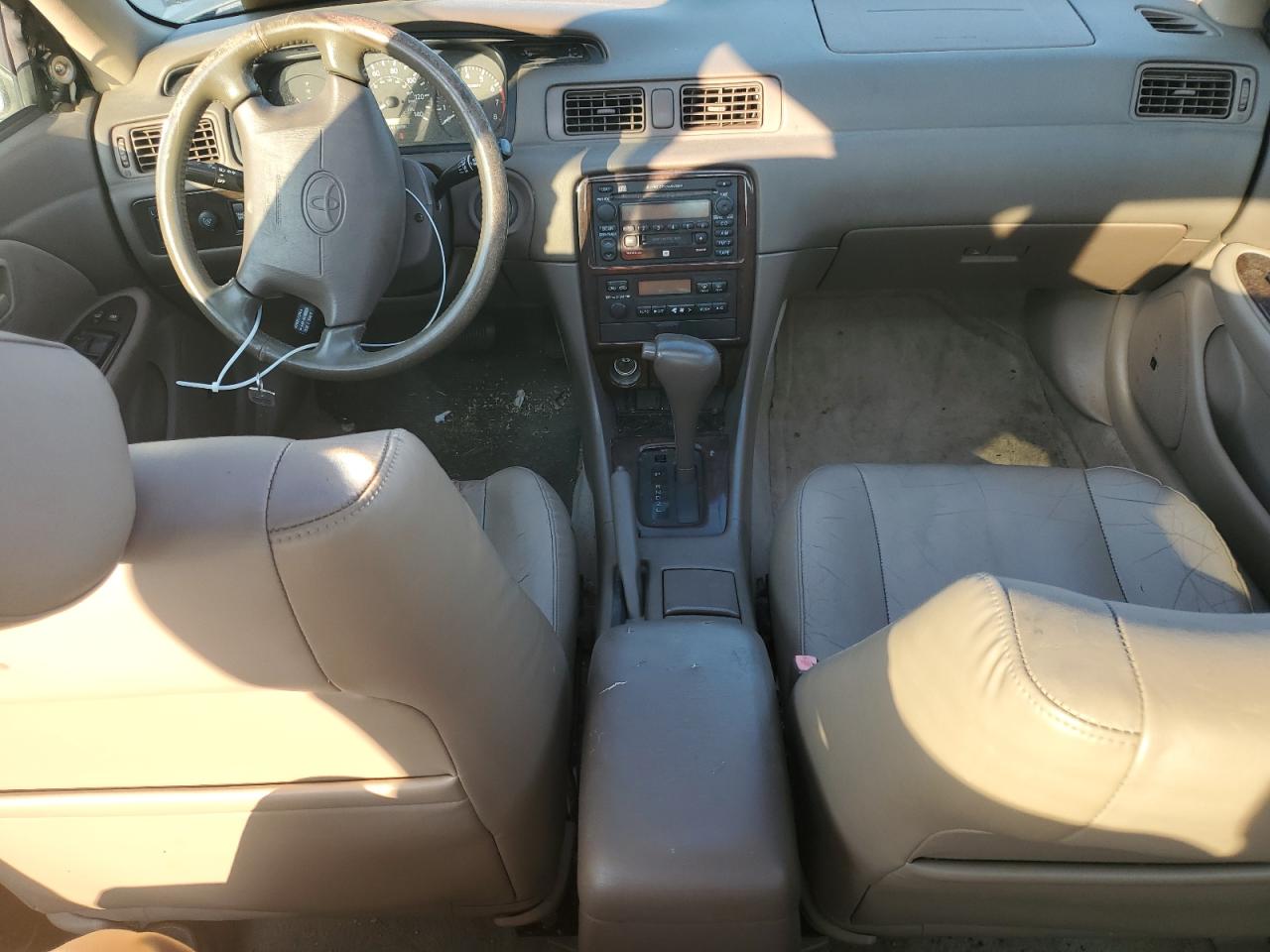 2001 Toyota Camry Le VIN: JT2BF28K210297386 Lot: 68504075