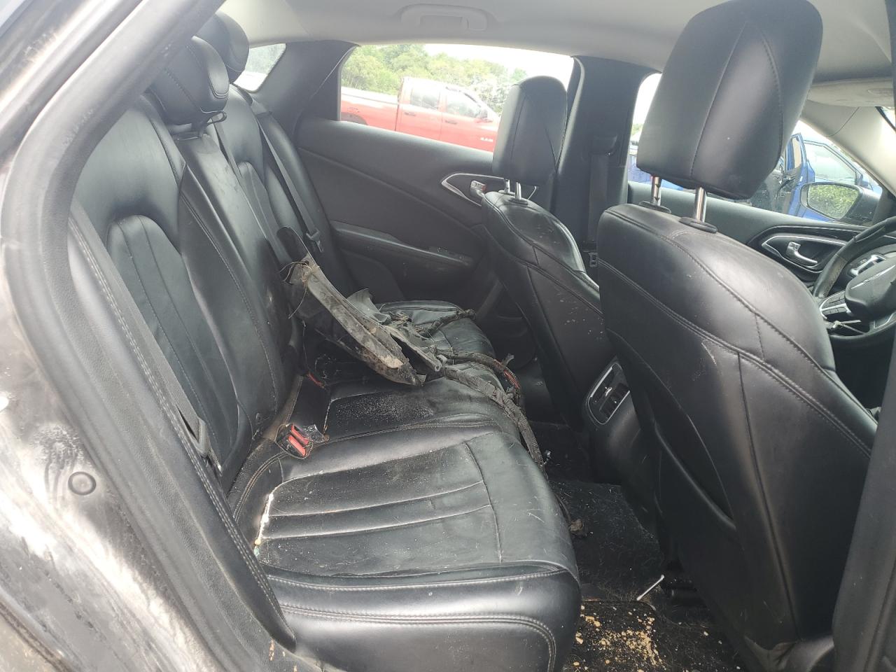 2015 Chrysler 200 C VIN: 1C3CCCCB1FN645551 Lot: 70598585