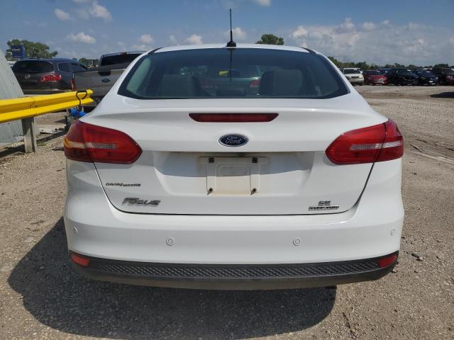  FORD FOCUS 2016 Белы