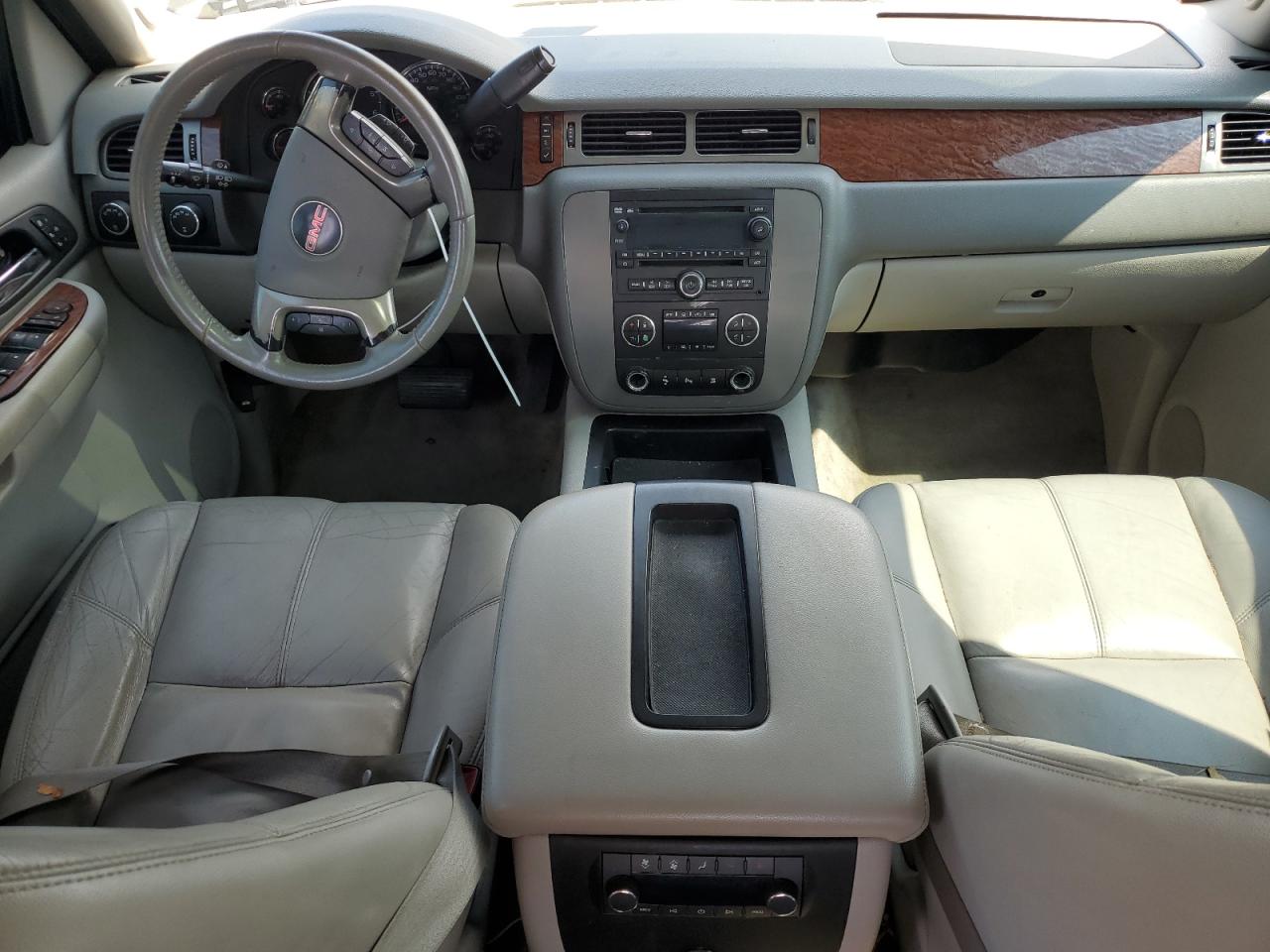 2008 GMC Yukon VIN: 1GKFK13058R151871 Lot: 67935665