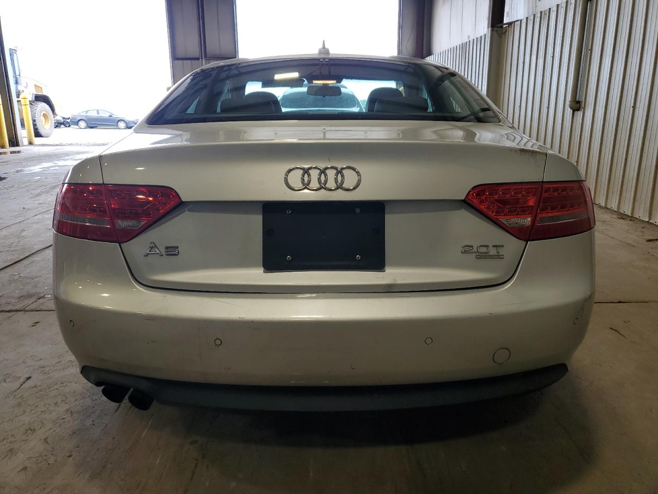 2010 Audi A5 Premium Plus VIN: WAULFAFR8AA052699 Lot: 67261045