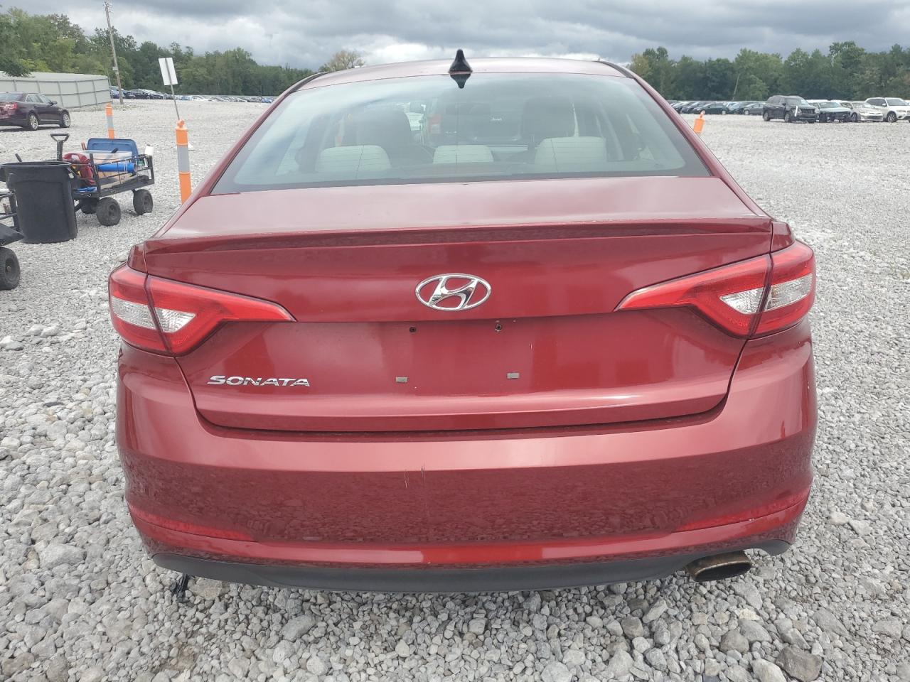 2015 Hyundai Sonata Se VIN: 5NPE24AFXFH033335 Lot: 69941135