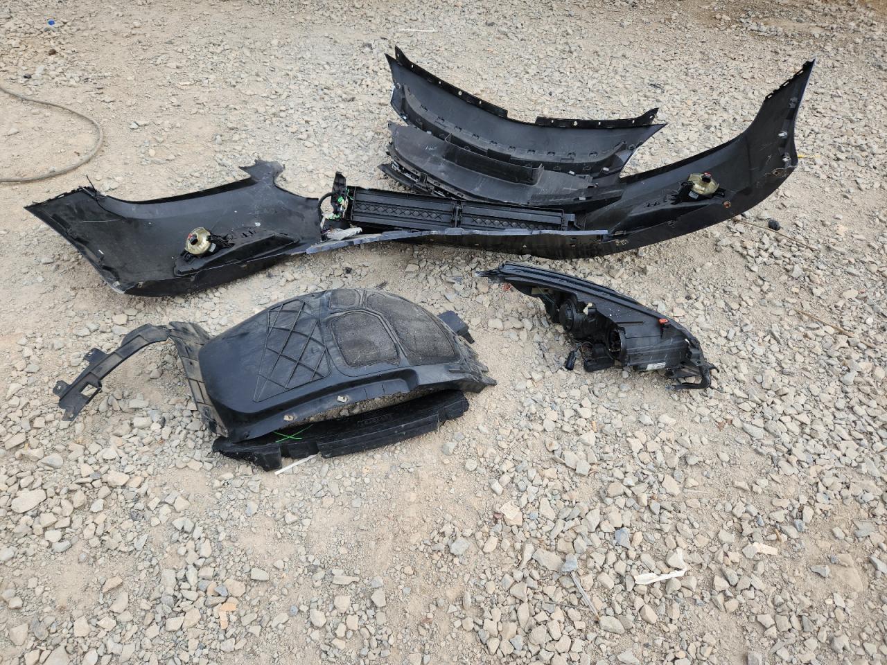 2014 Chevrolet Malibu 2Lt VIN: 1G11F5SR5EF132647 Lot: 70938105