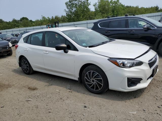  SUBARU IMPREZA 2018 Белы