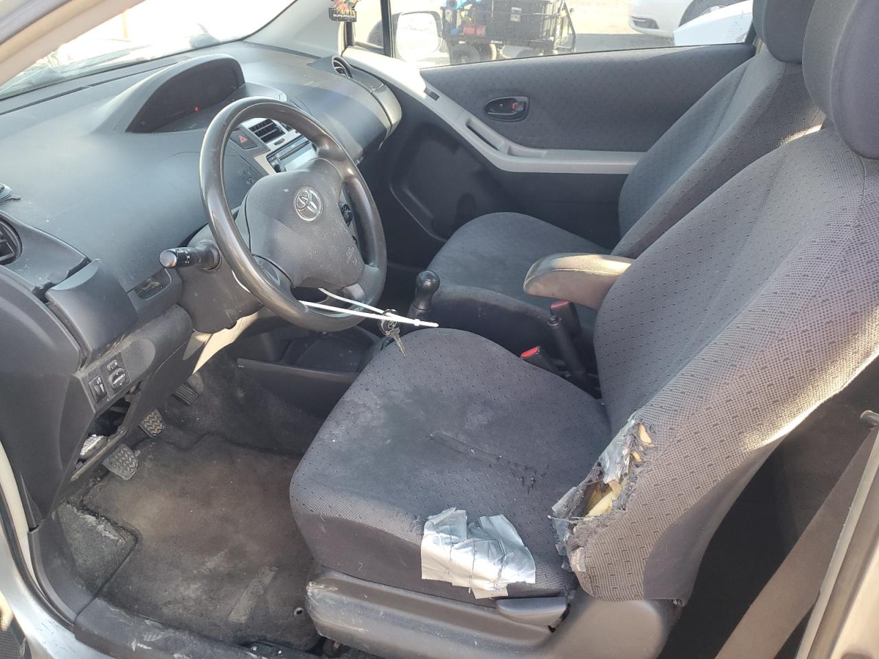 2009 Toyota Yaris VIN: JTDJT903095250106 Lot: 67843875