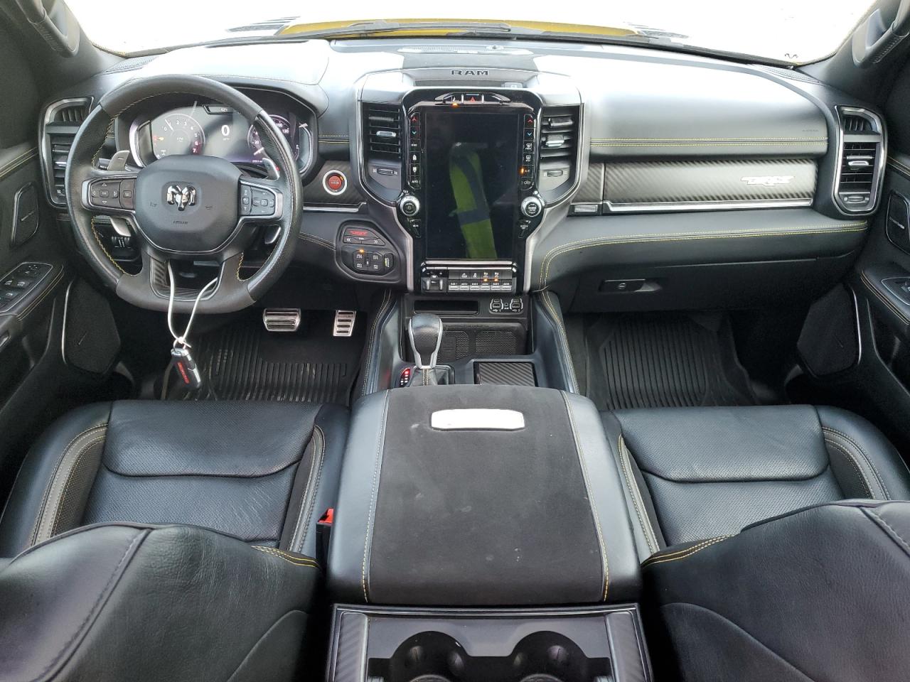 car-image car-image