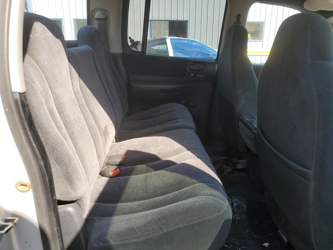 2002 Dodge Dakota Quad Sport VIN: 1B7HG38X32S671493 Lot: 89486235