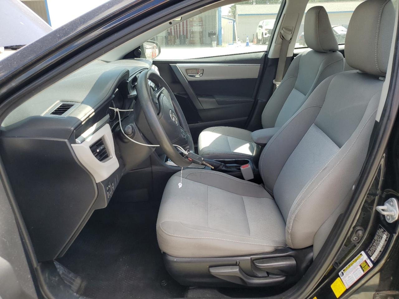 2015 Toyota Corolla L VIN: 2T1BURHEXFC480693 Lot: 70652225