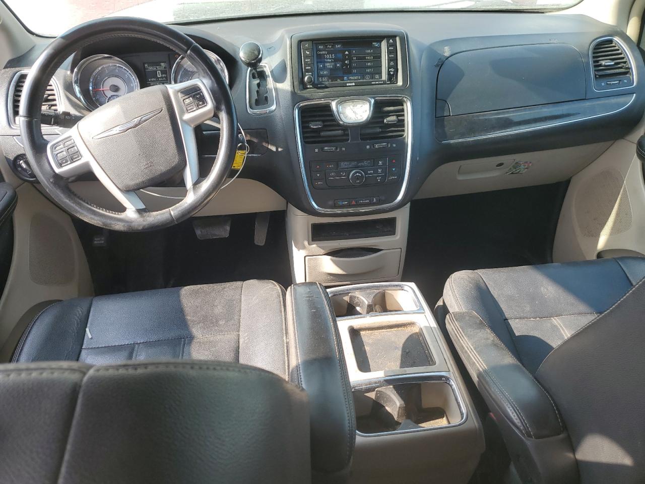 2015 Chrysler Town & Country Touring VIN: 2C4RC1BG3FR751512 Lot: 65631345