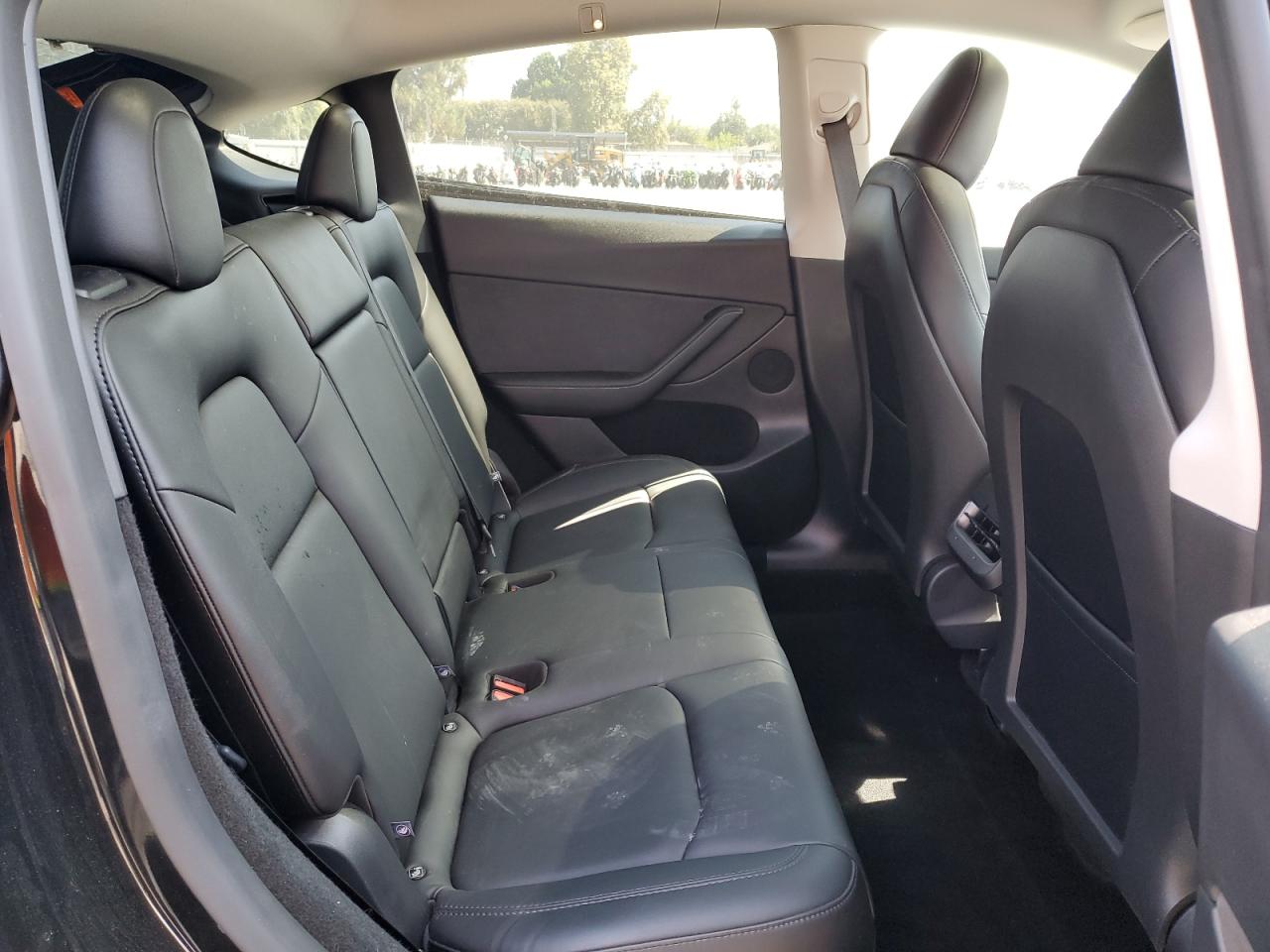 2025 Tesla Model Y VIN: 7SAYGDED2SF308702 Lot: 69092215