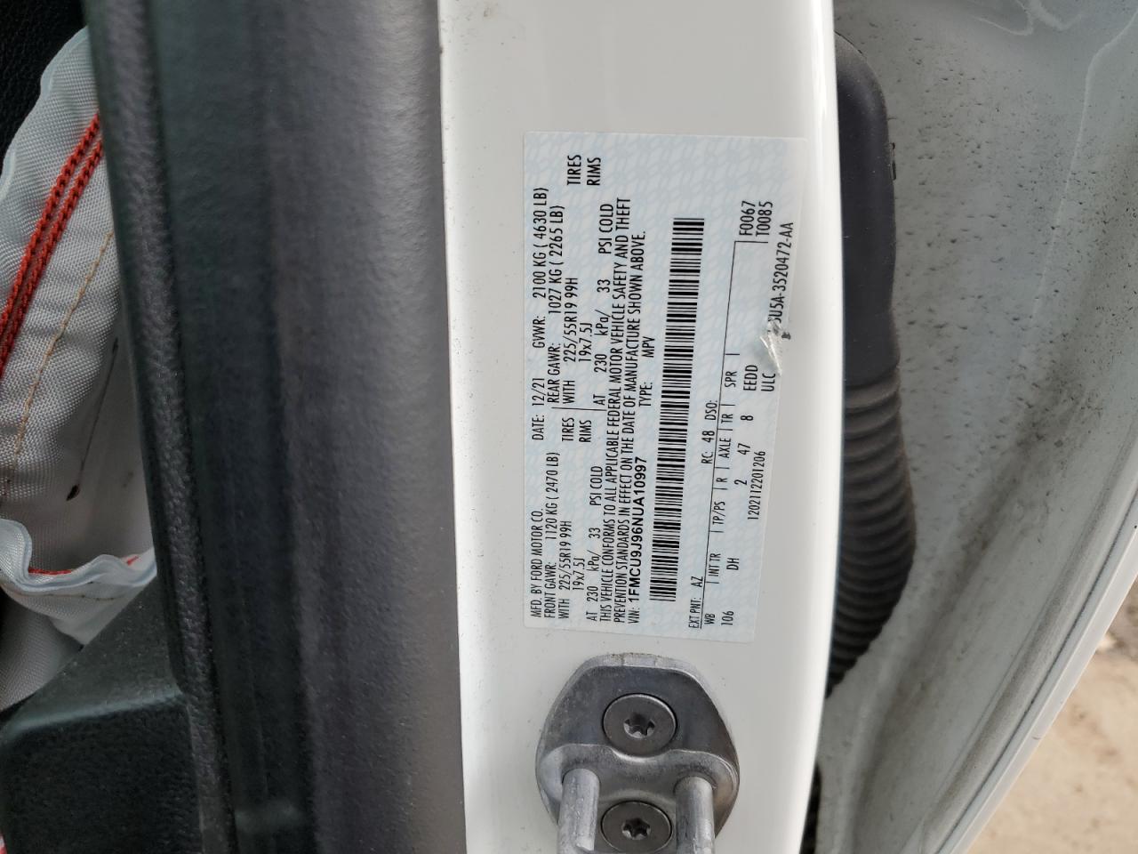 2022 Ford Escape Titanium VIN: 1FMCU9J96NUA10997 Lot: 70539025