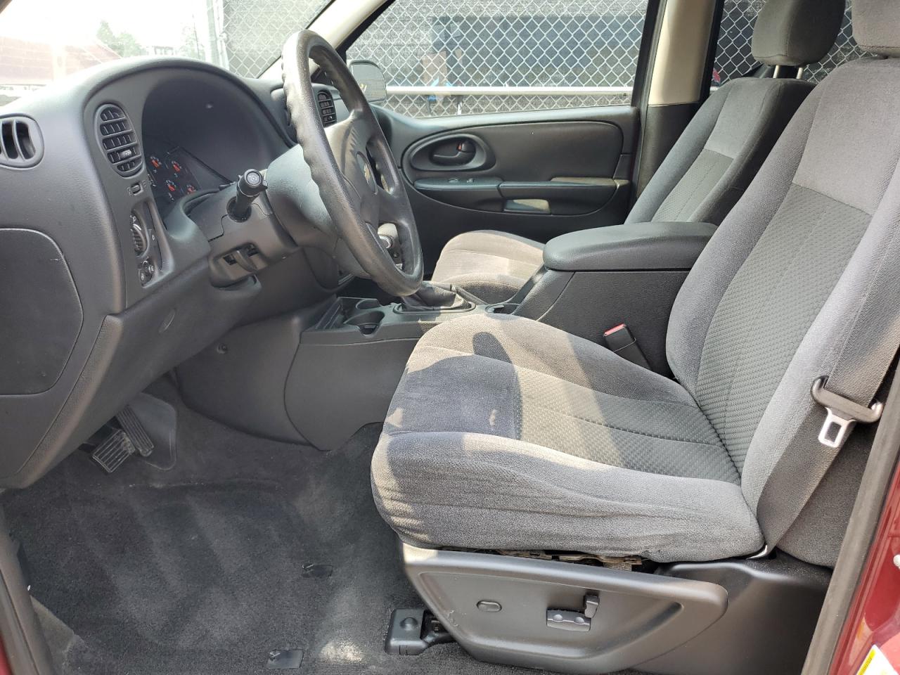 2009 Chevrolet Trailblazer Ls VIN: 1GNDS33S392102928 Lot: 66702665