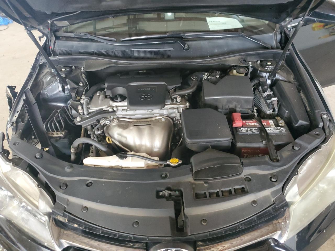 4T1BF1FK2FU084745 2015 Toyota Camry Le