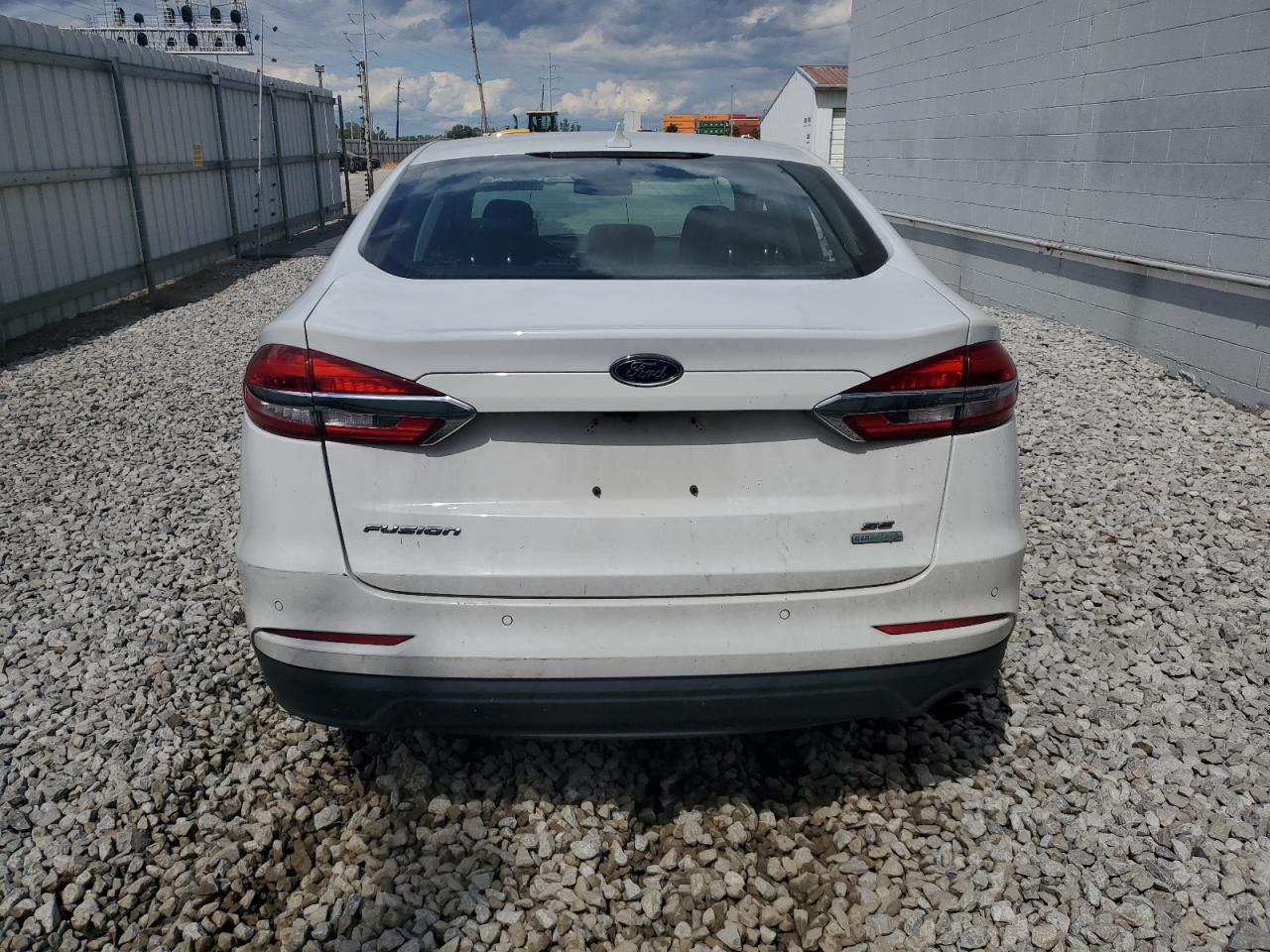 2020 Ford Fusion Se VIN: 3FA6P0HD9LR105773 Lot: 70144675