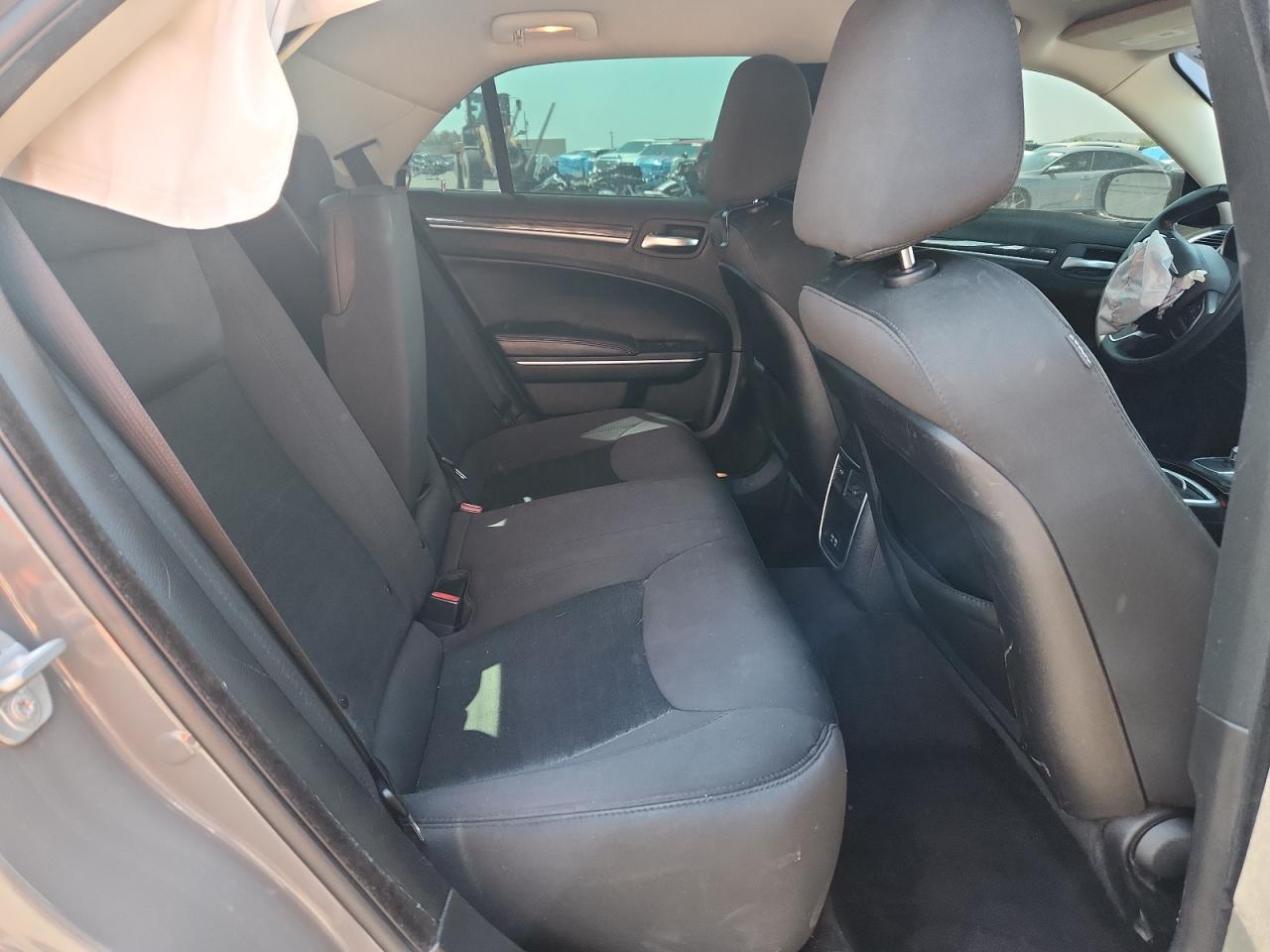 2018 Chrysler 300 Touring VIN: 2C3CCAAG5JH250132 Lot: 69699095