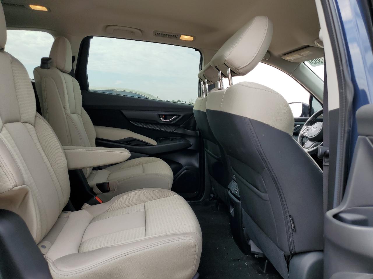 2024 Subaru Ascent Premium VIN: 4S4WMAED9R3459311 Lot: 68587995