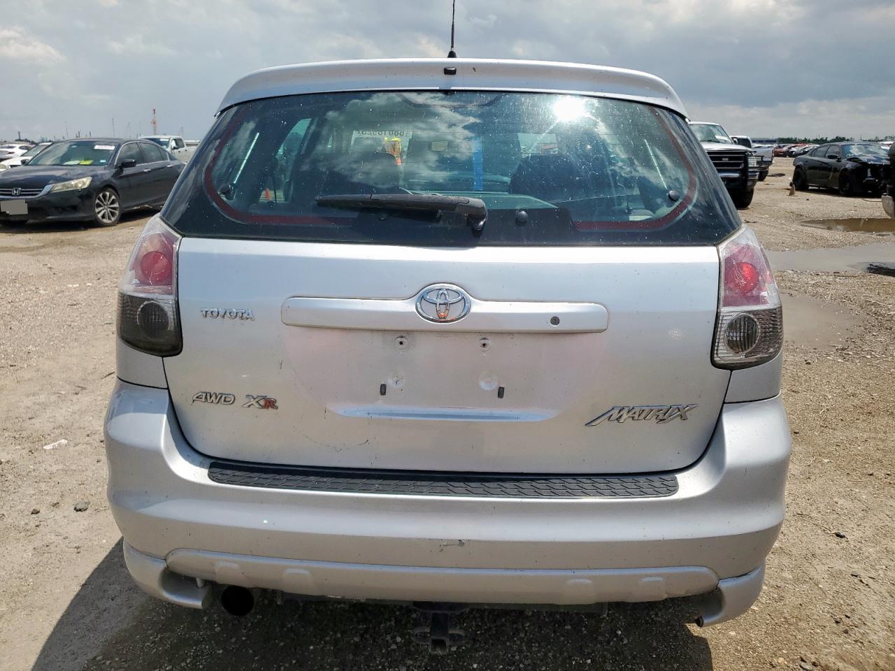 2006 Toyota Corolla Matrix Base VIN: 2T1LR30E26C553893 Lot: 68018925