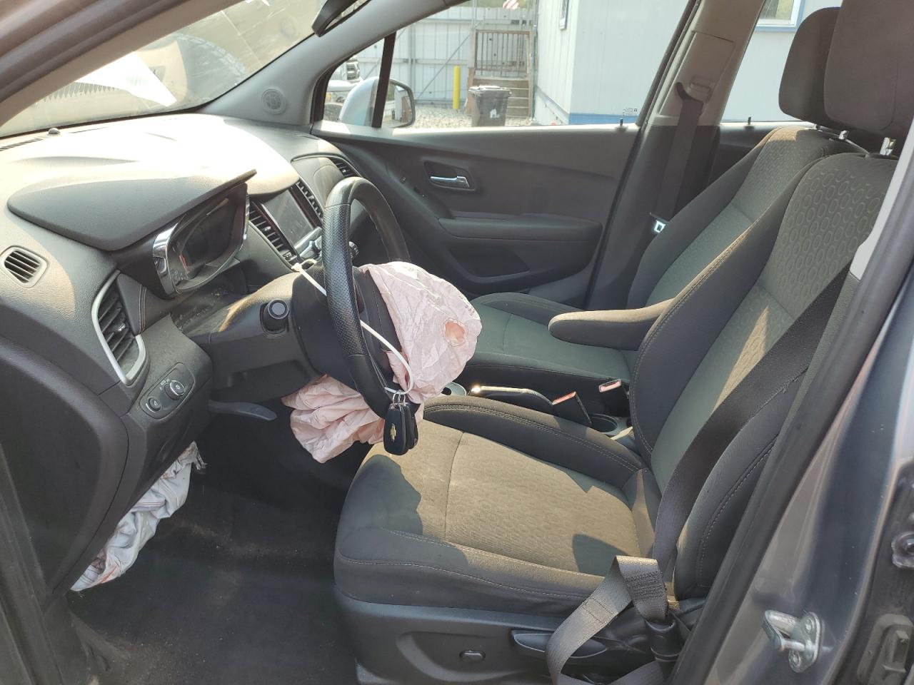 2020 Chevrolet Trax Ls VIN: 3GNCJNSB8LL166058 Lot: 67362375