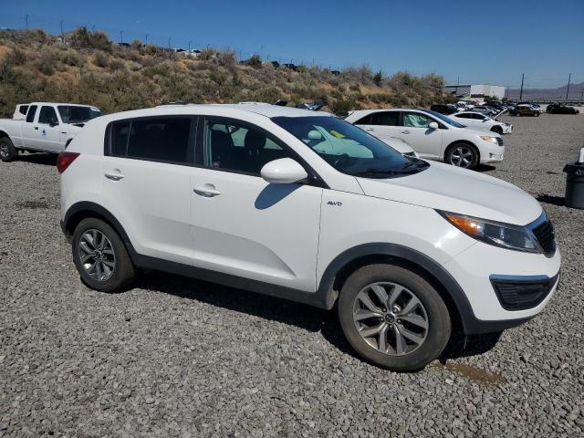  KIA SPORTAGE 2016 Белы