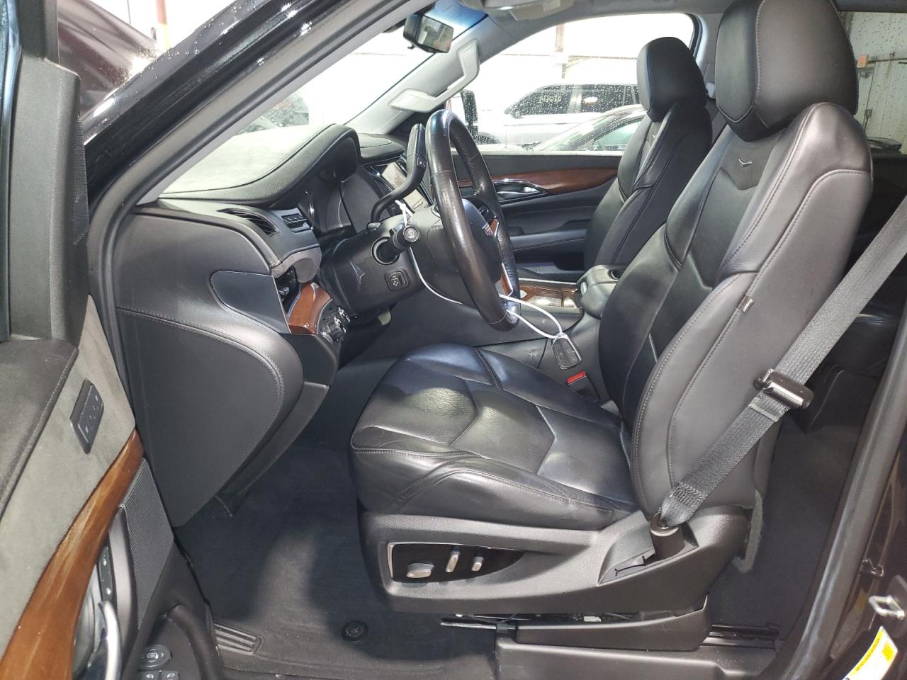 2019 Cadillac Escalade Esv Luxury VIN: 1GYS4HKJ7KR319485 Lot: 67401625