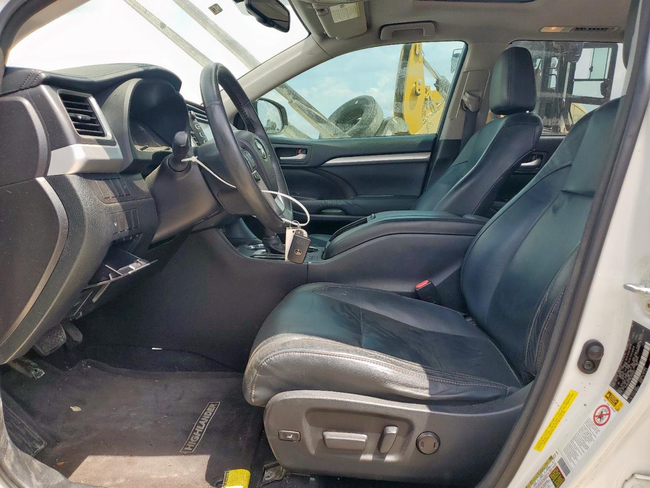 2014 Toyota Highlander Xle VIN: 5TDKKRFH8ES030923 Lot: 69395655