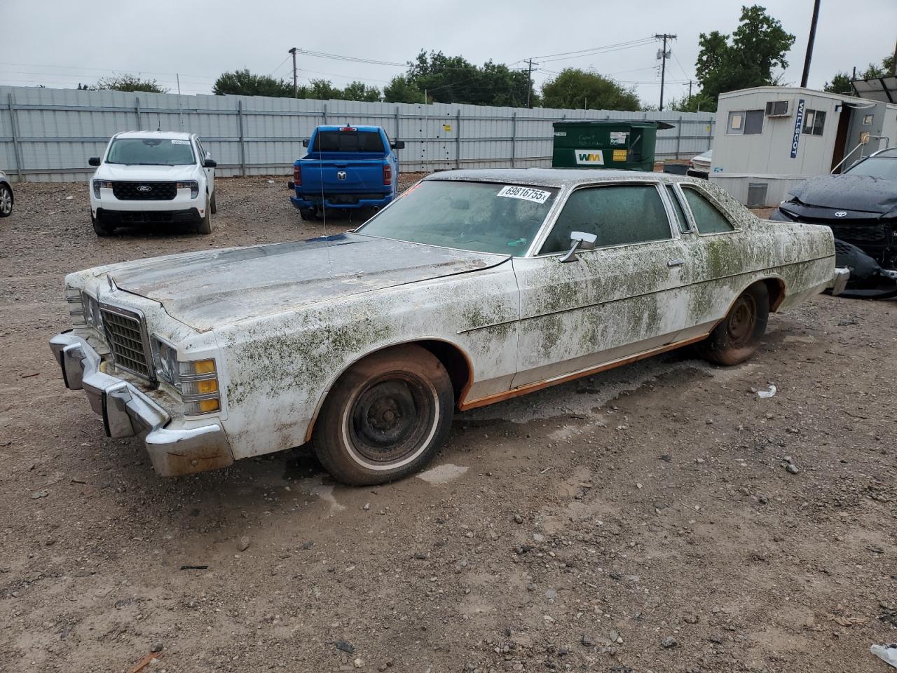 8P62H145330 FORD LTD Photo 1