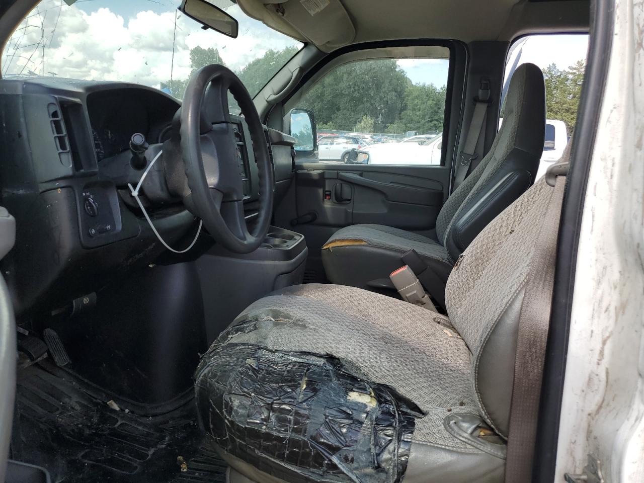 2006 Chevrolet Express Cargo | Car VIN: 1GCGG25V161149031 Lot: 68018795