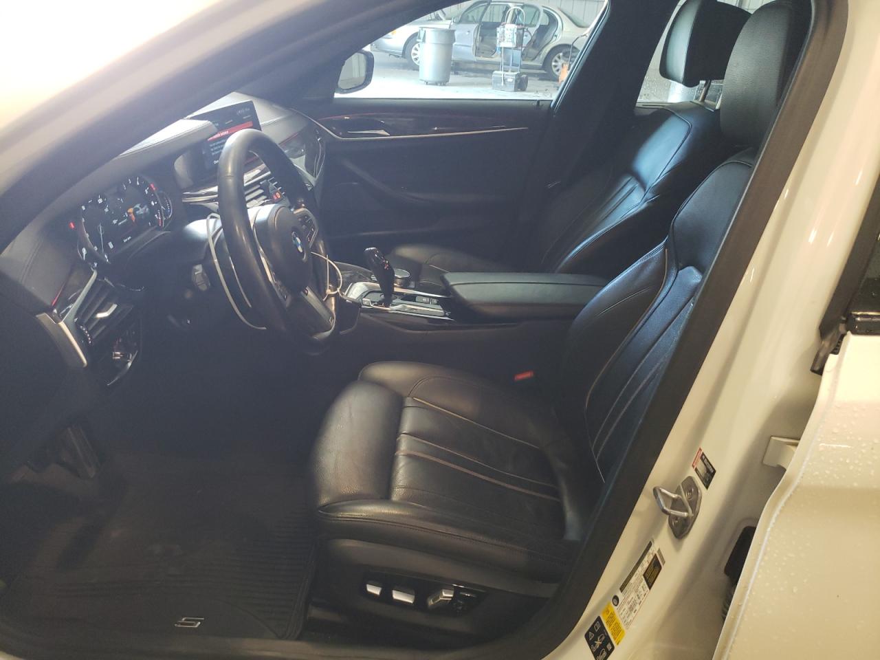 2018 BMW M550Xi VIN: WBAJB9C5XJB286856 Lot: 70557655