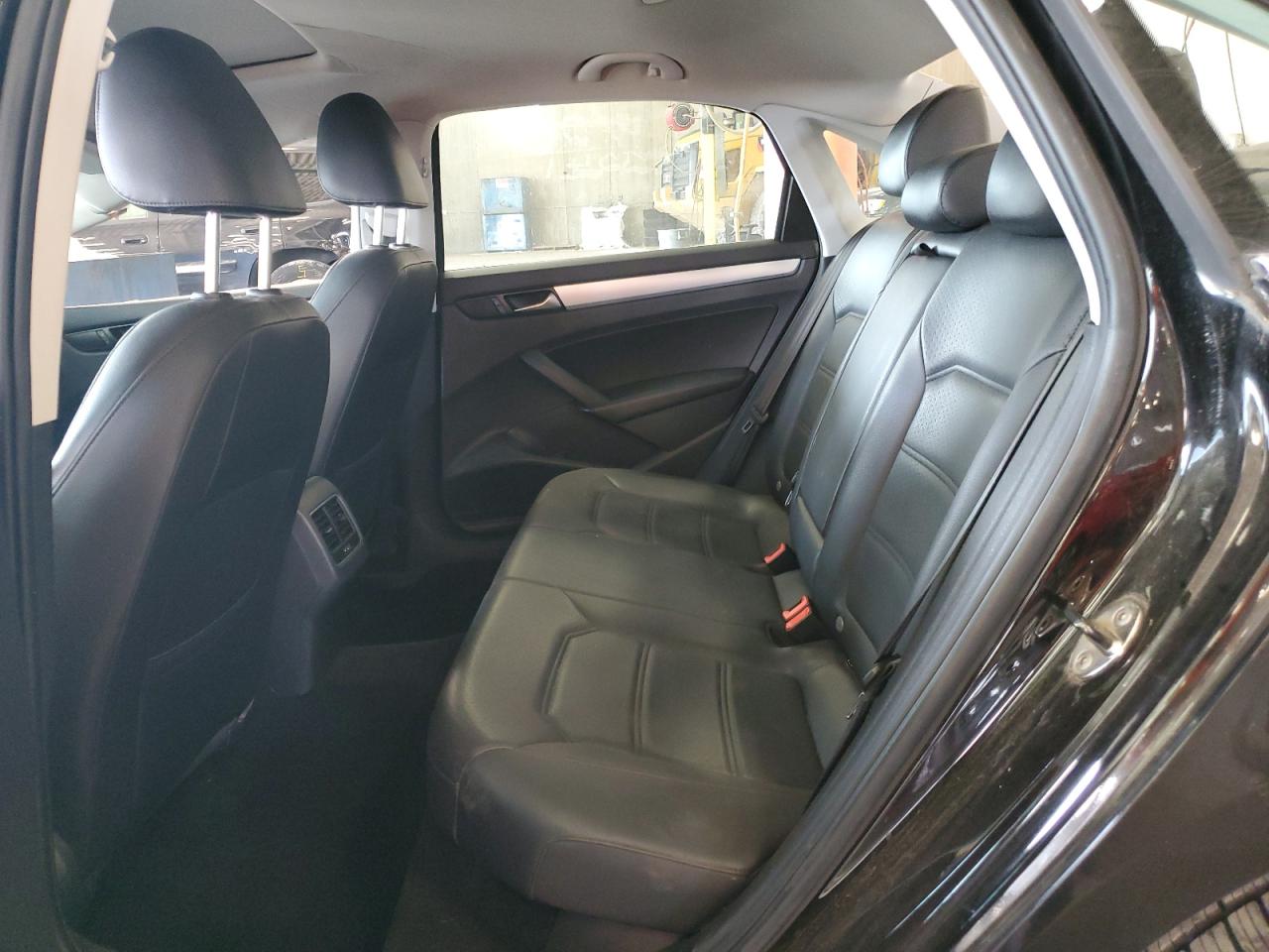 2013 Volkswagen Passat Se VIN: 1VWBP7A37DC038851 Lot: 70059455