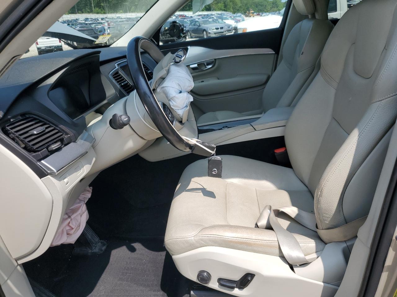 2017 Volvo Xc90 T6 VIN: YV4A22PK8H1181658 Lot: 67588315