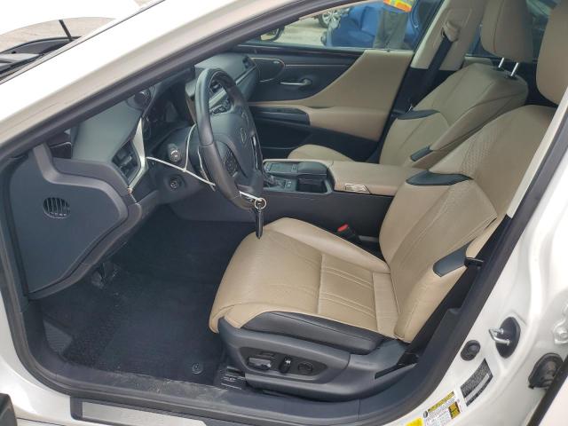  LEXUS ES300 2020 Белы