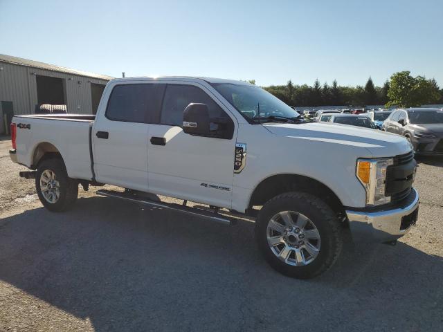 Pickups FORD F250 2017 Biały
