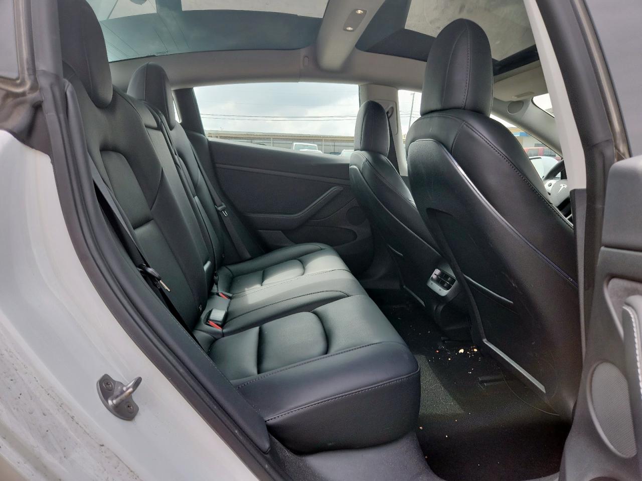 2022 Tesla Model 3 VIN: 5YJ3E1EB5NF262619 Lot: 70708105