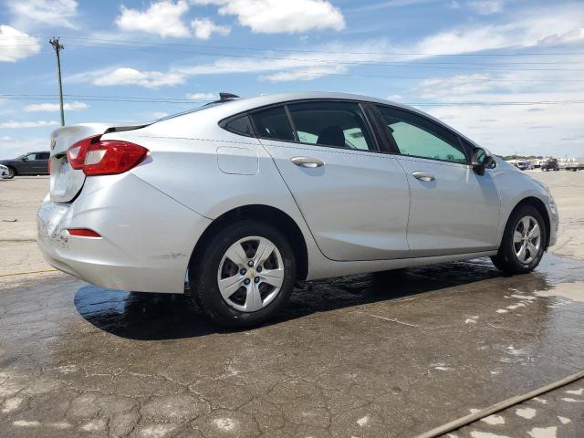  CHEVROLET CRUZE 2018 Srebrny