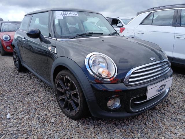 2013 MINI COOPER BAY