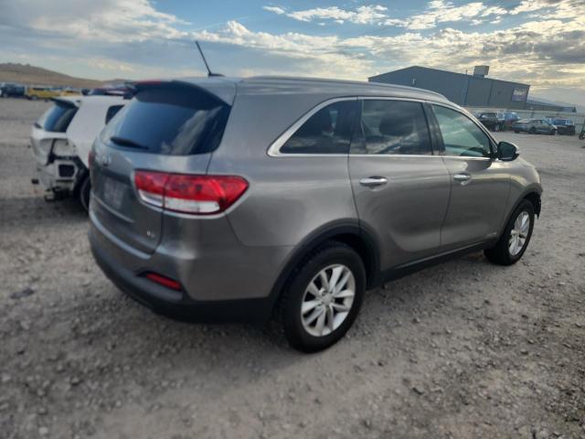  KIA SORENTO 2017 Srebrny