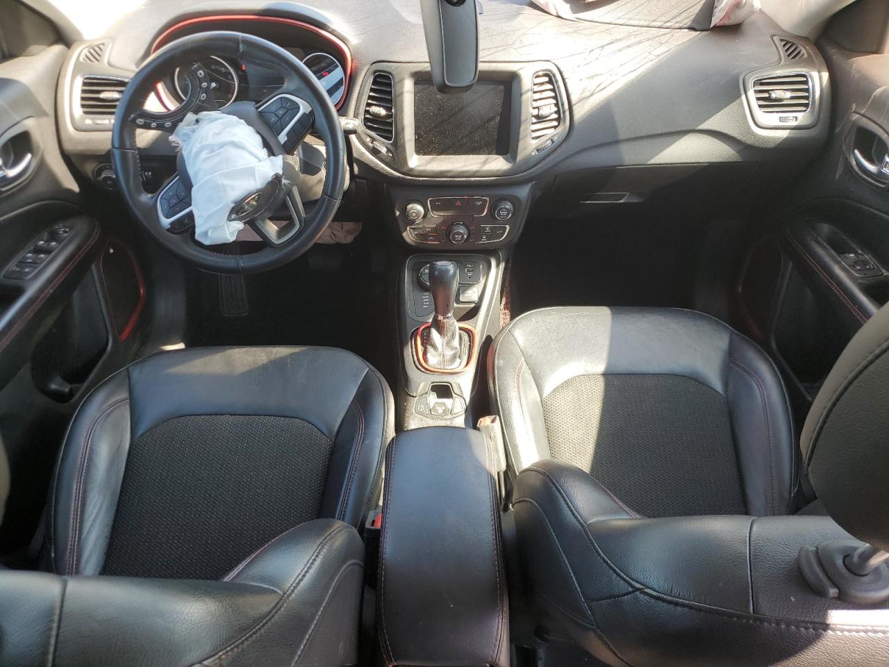 2019 Jeep Compass Trailhawk VIN: 3C4NJDDB1KT766623 Lot: 70786875