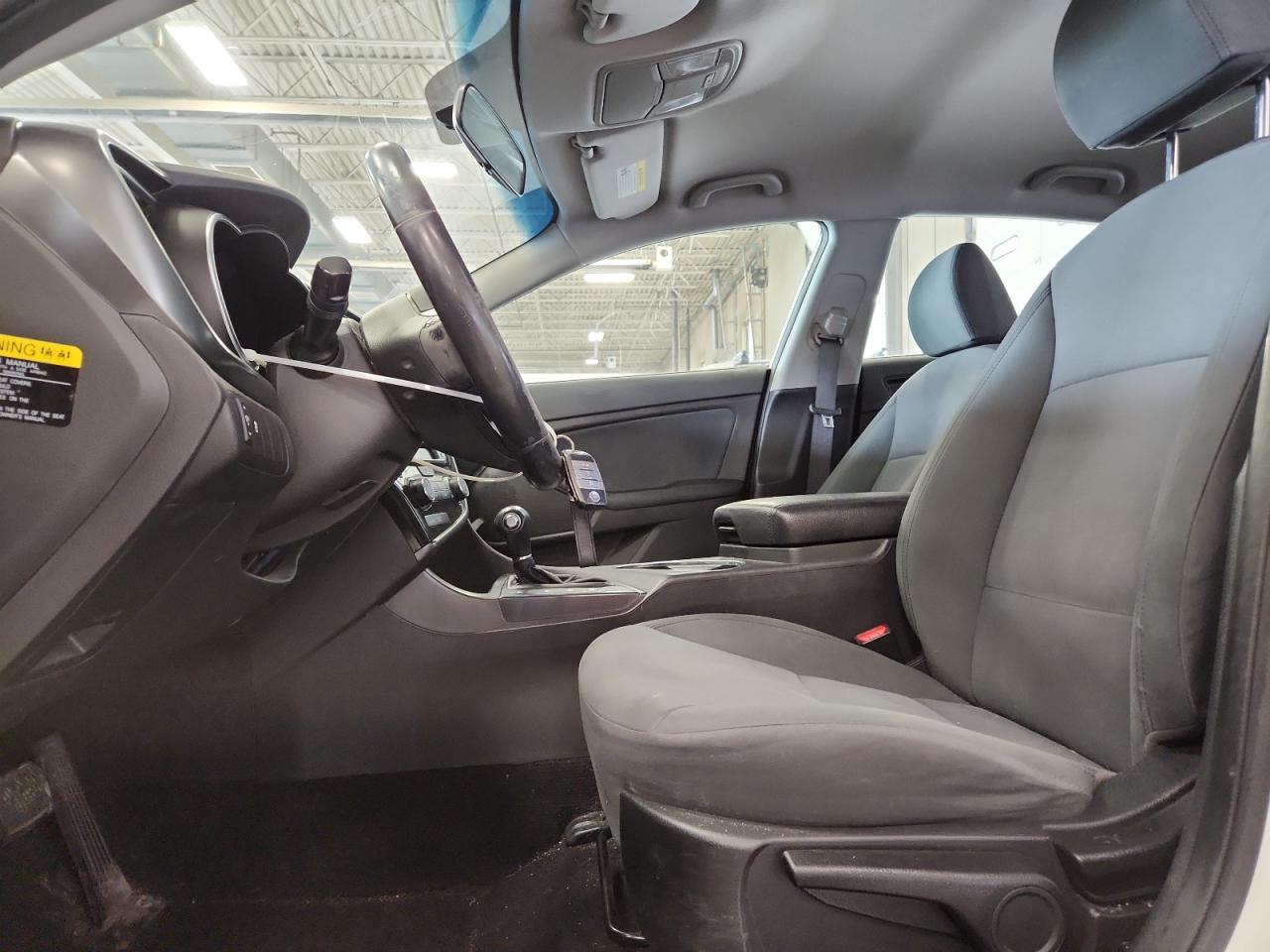 2014 Kia Optima Hybrid VIN: KNAGM4AD8E5073636 Lot: 67232375