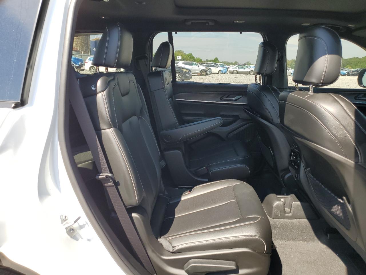 2025 Jeep Grand Cherokee L Limited VIN: 1C4RJKBG2S8660071 Lot: 70662735