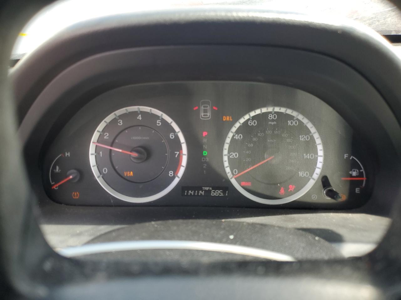 2010 Honda Accord Lxp VIN: 1HGCP2F48AA028804 Lot: 70921995