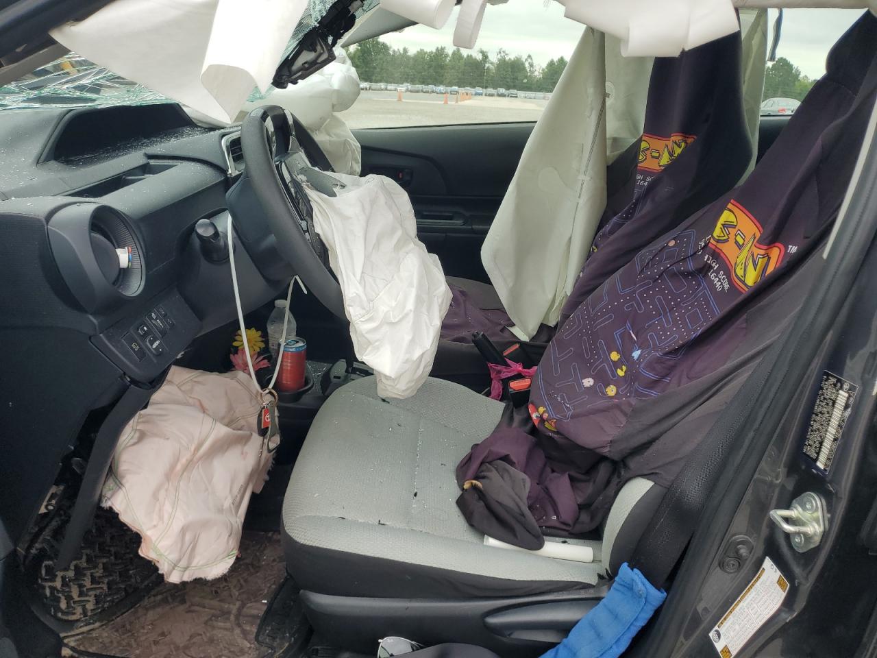 2018 Toyota Prius C VIN: JTDKDTB37J1614531 Lot: 69212245